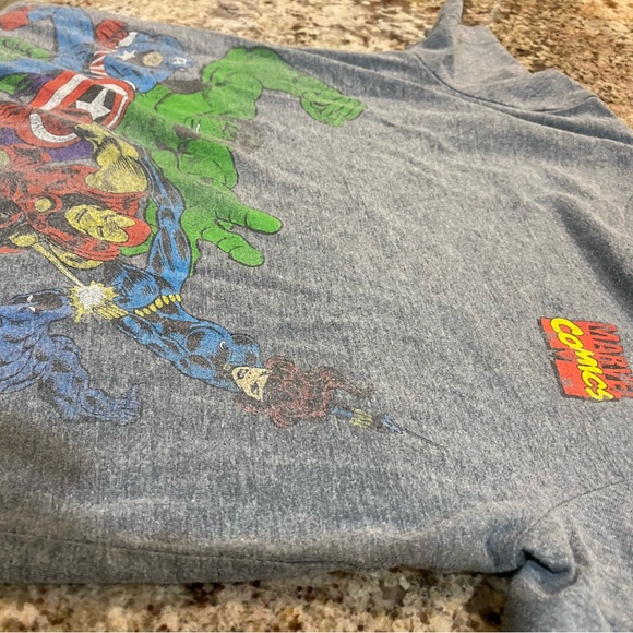 Marvel super hero old navy shirt - Picture 4 of 6